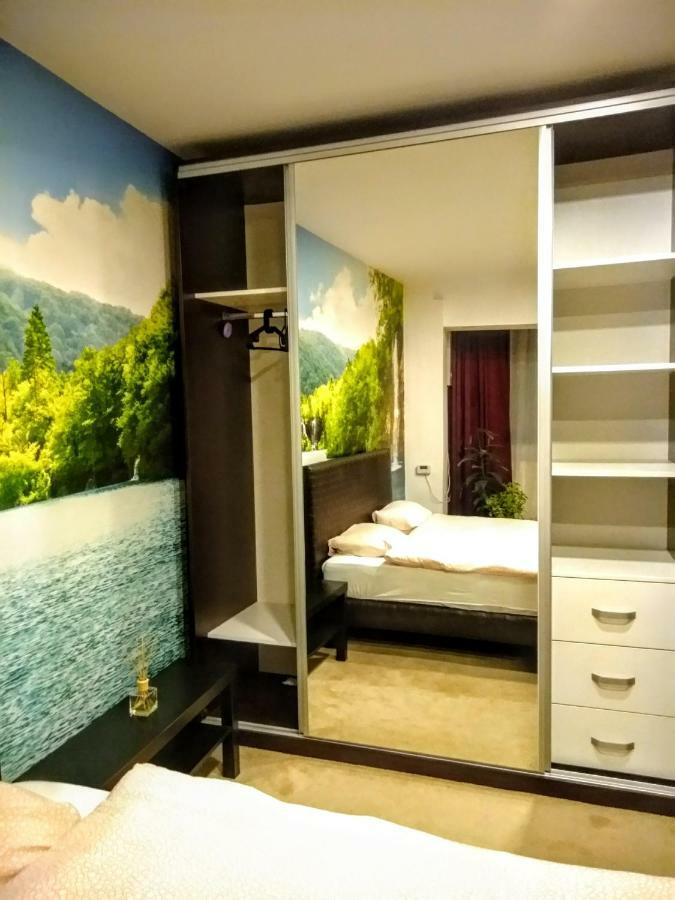 Cozy Downtown Oasis Apartment Bukares Bagian luar foto