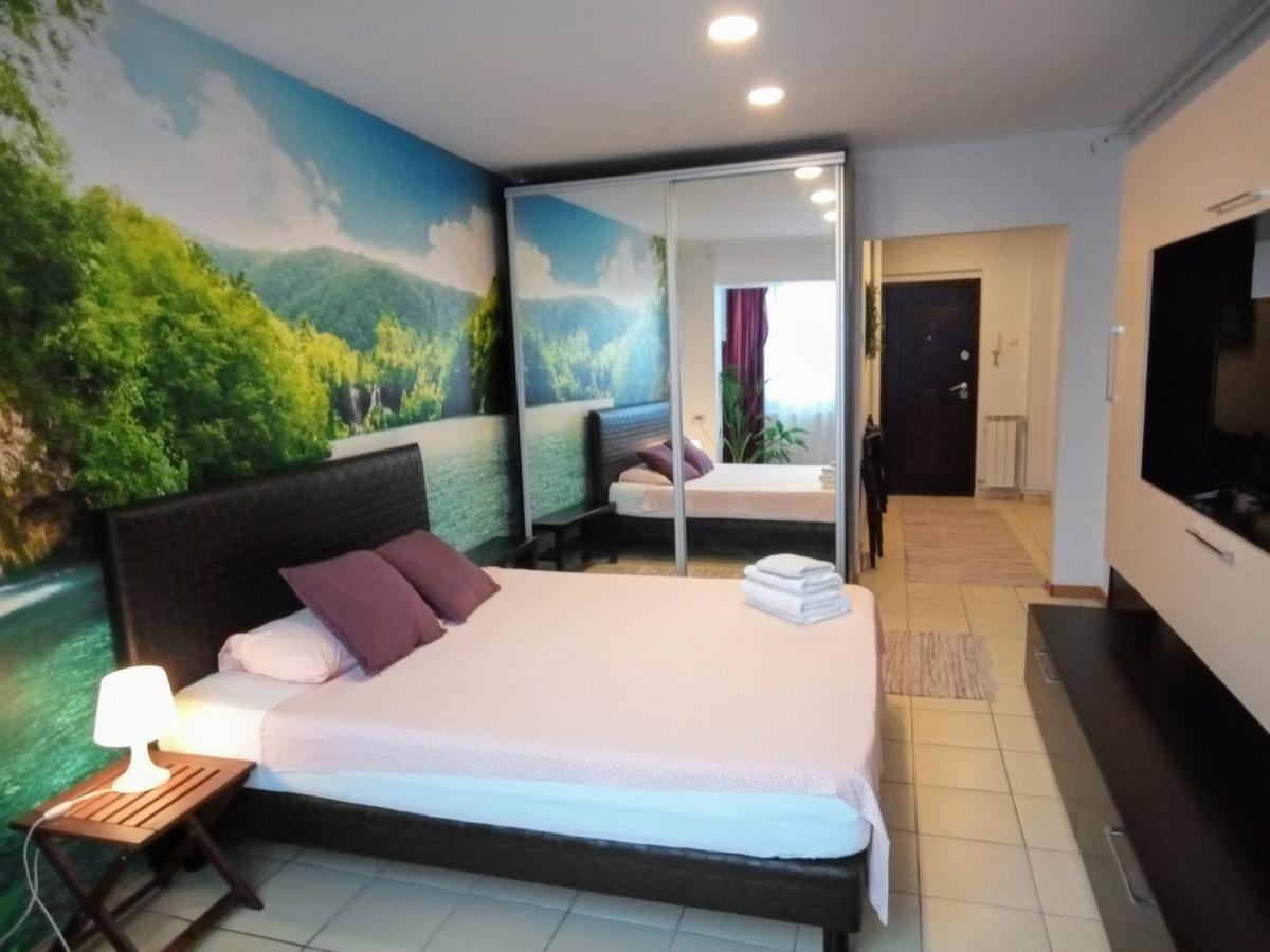 Cozy Downtown Oasis Apartment Bukares Bagian luar foto